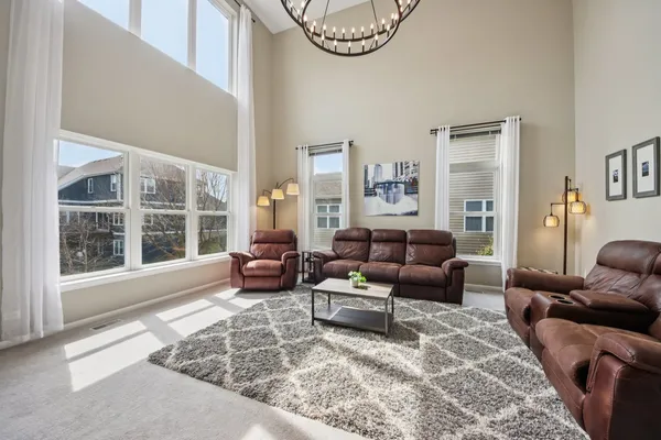 $668,900 | 1138 Ridgewood Circle, Lake In The Hills, IL 60156