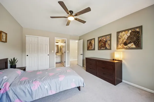 $668,900 | 1138 Ridgewood Circle, Lake In The Hills, IL 60156