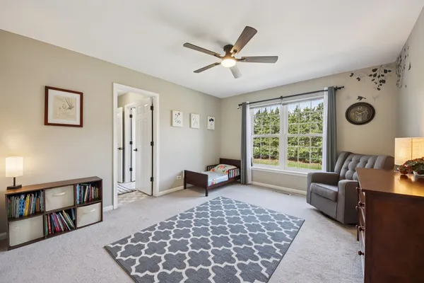 $668,900 | 1138 Ridgewood Circle, Lake In The Hills, IL 60156