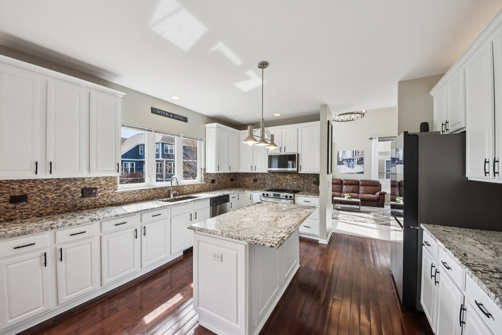 1138 Ridgewood Circle Lake In The Hills, IL 60156 - Photo 5 of 49