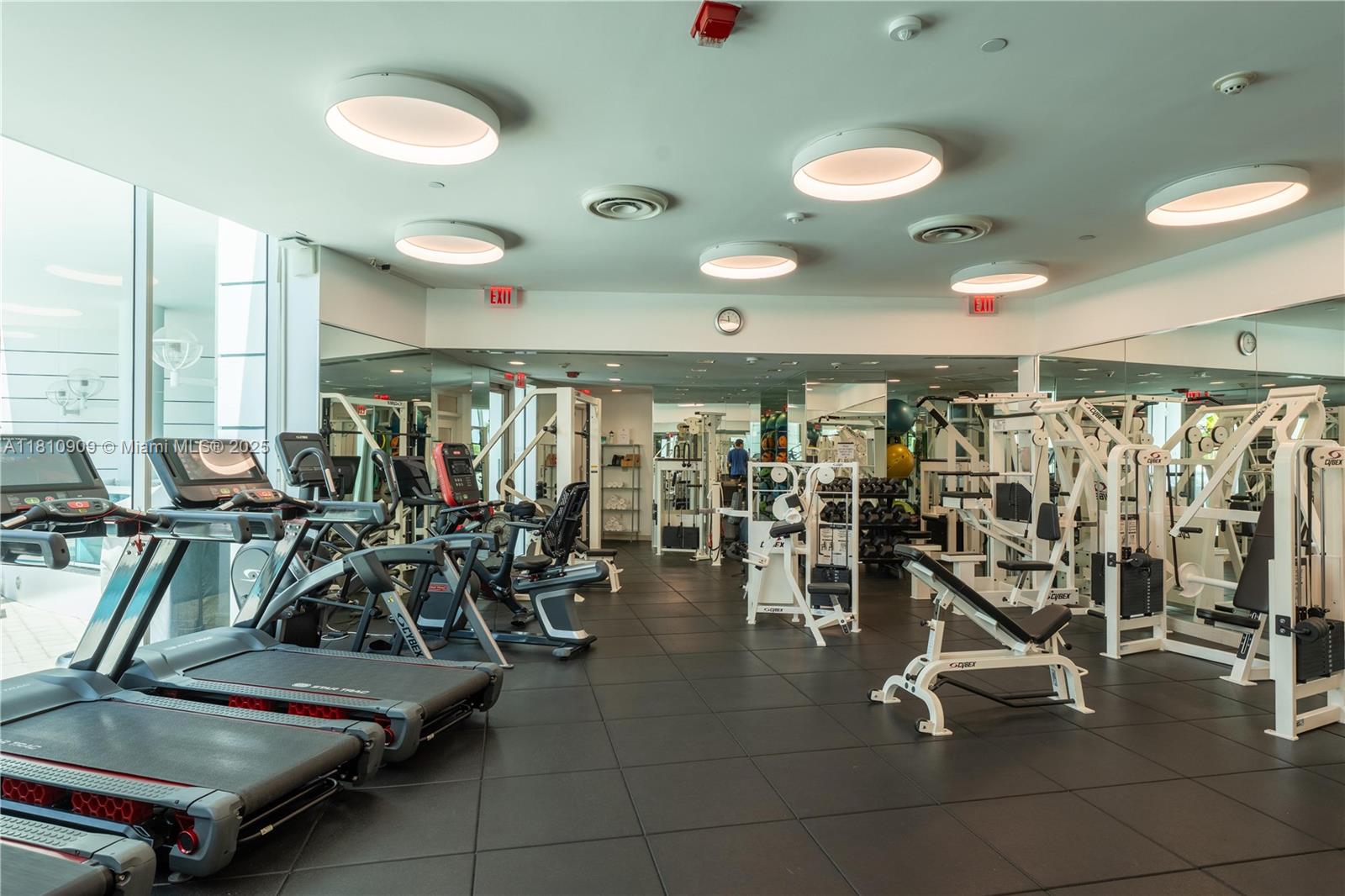 2127 Brickell Avenue, Unit 3304 Miami, FL 33129 - Photo 33 of 39 a view of a room with gym equipment