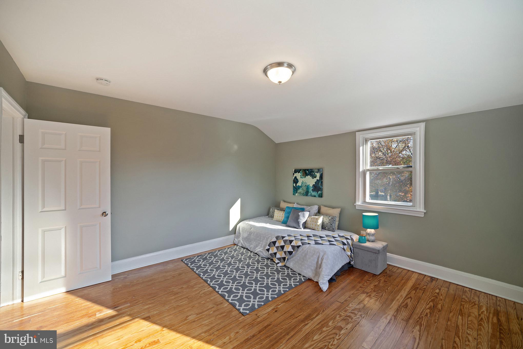 3733 Rueckert Avenue Baltimore, MD 21206 - Photo 19 of 29 Bedroom 2