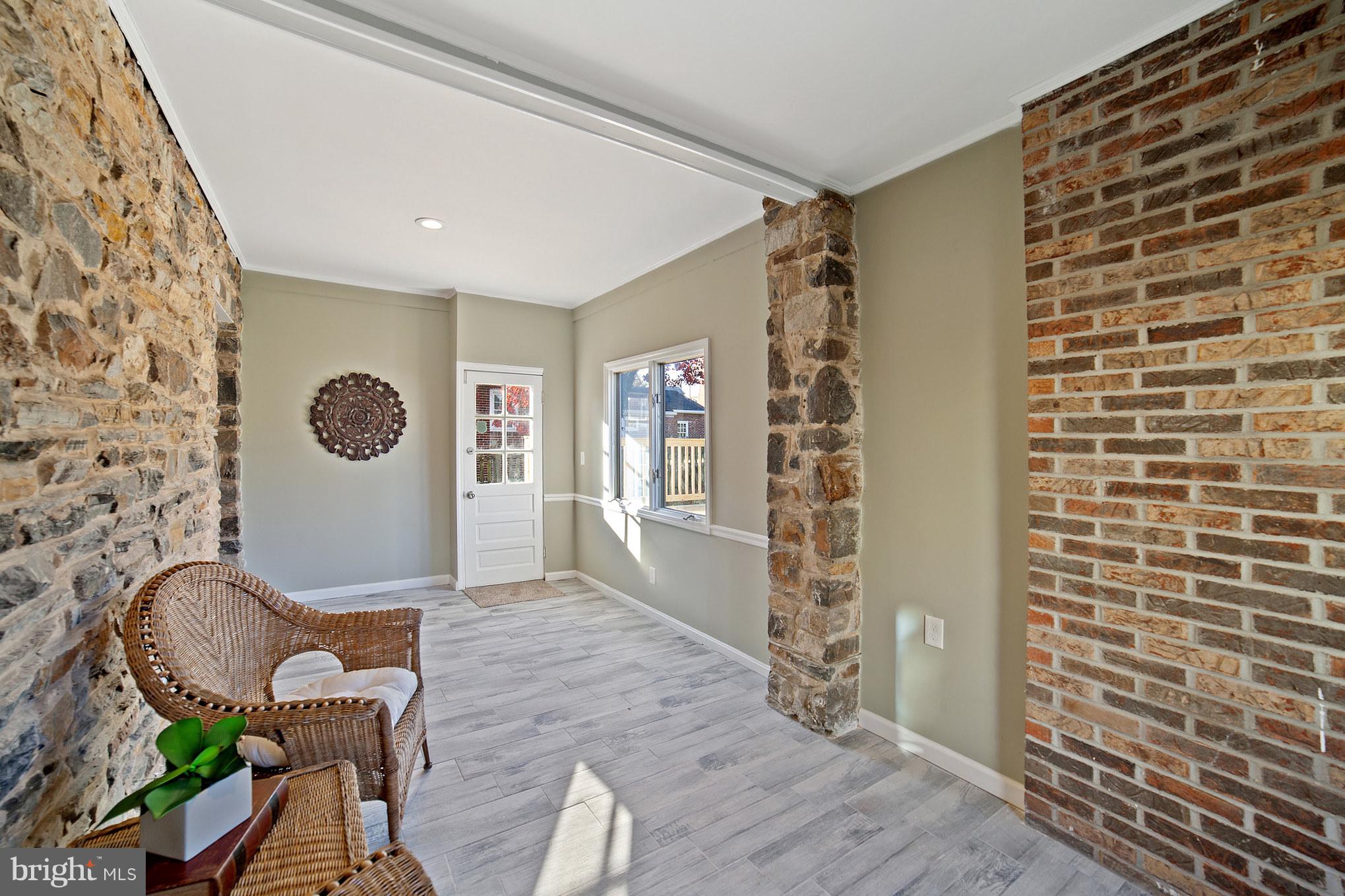 3733 Rueckert Avenue Baltimore, MD 21206 - Photo 27 of 29 Sunroom