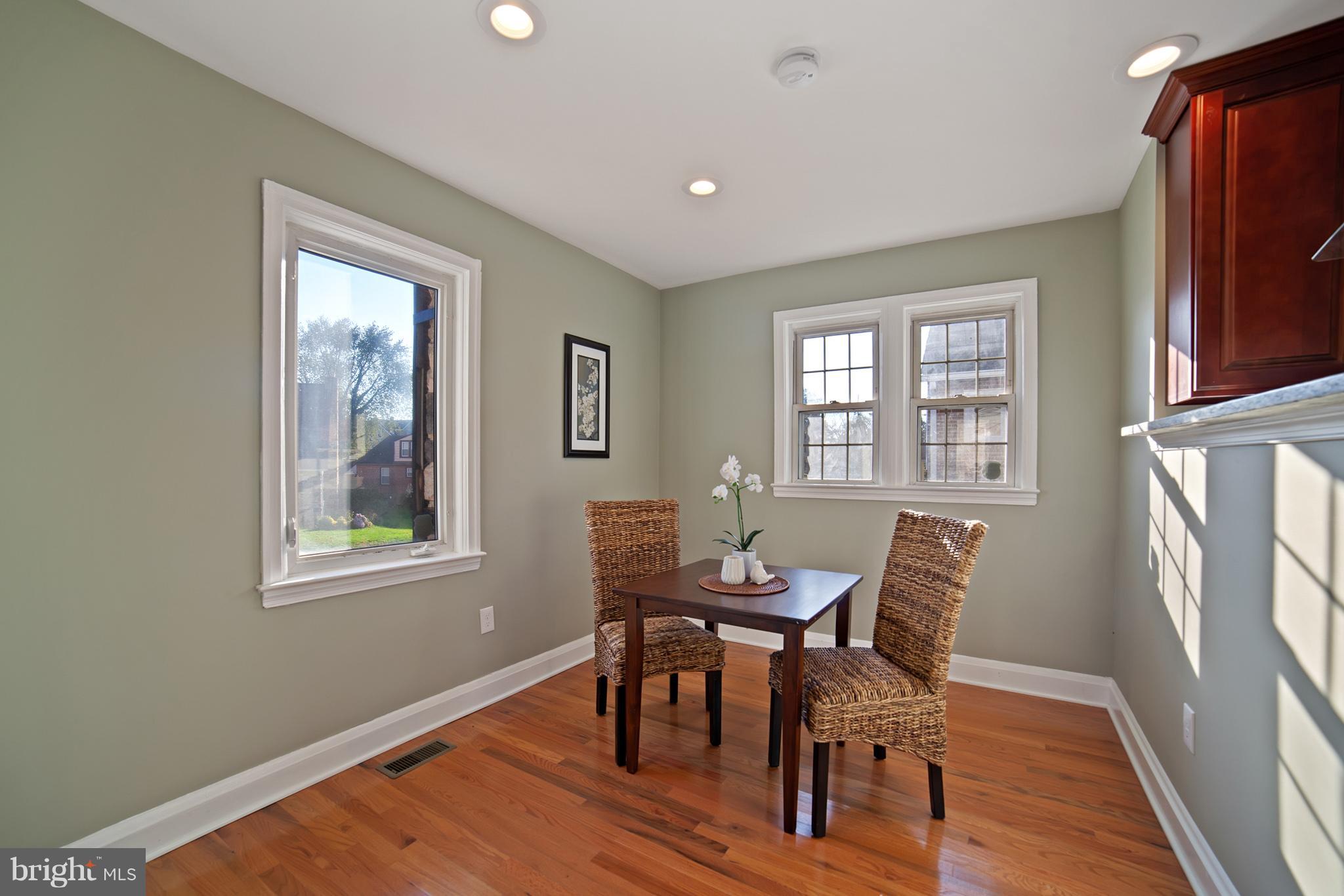 3733 Rueckert Avenue Baltimore, MD 21206 - Photo 5 of 29 Dining Room