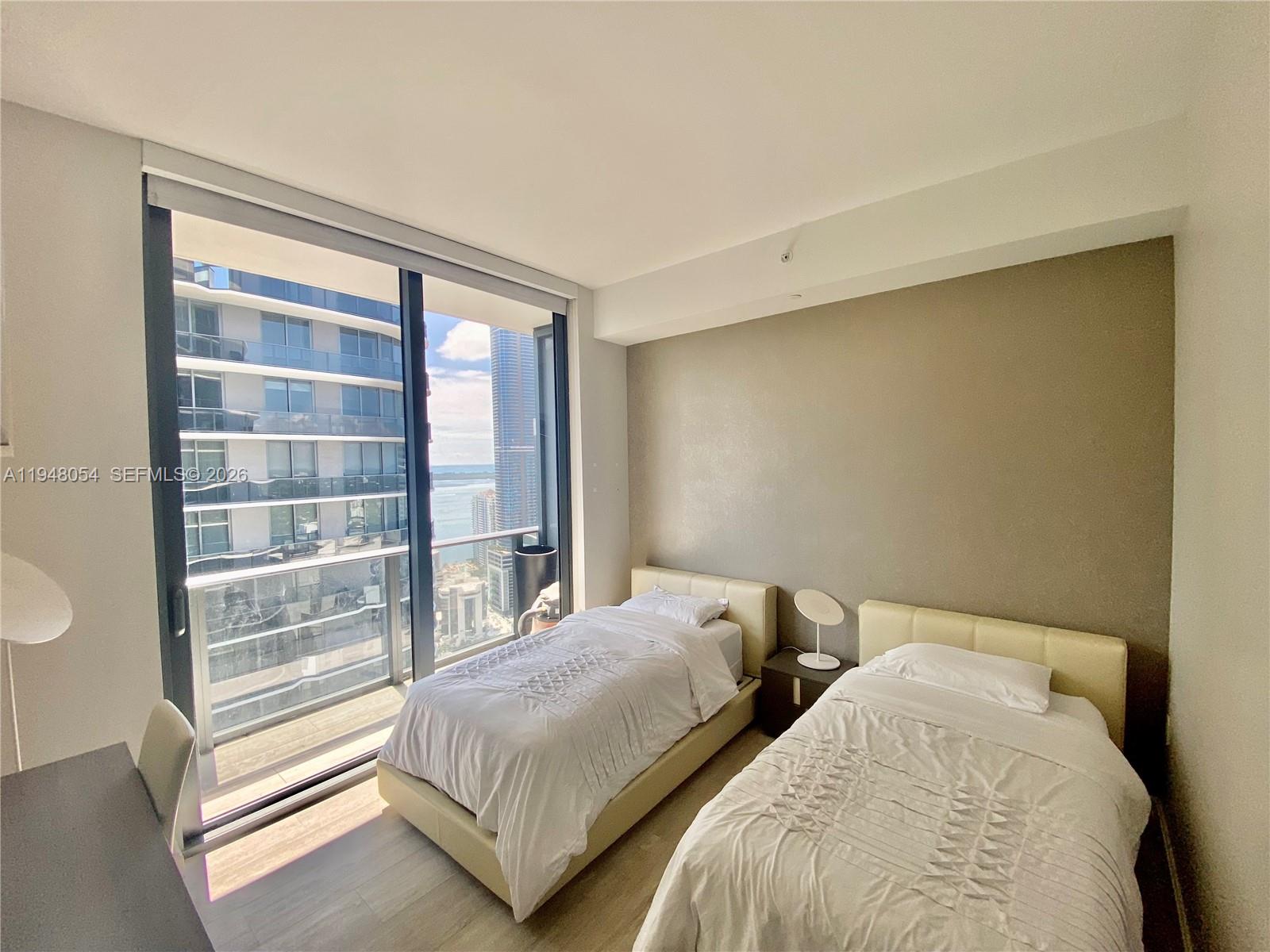 55 Southwest 9th Street, Unit 4201 Miami, FL 33130 - Photo 16 of 37