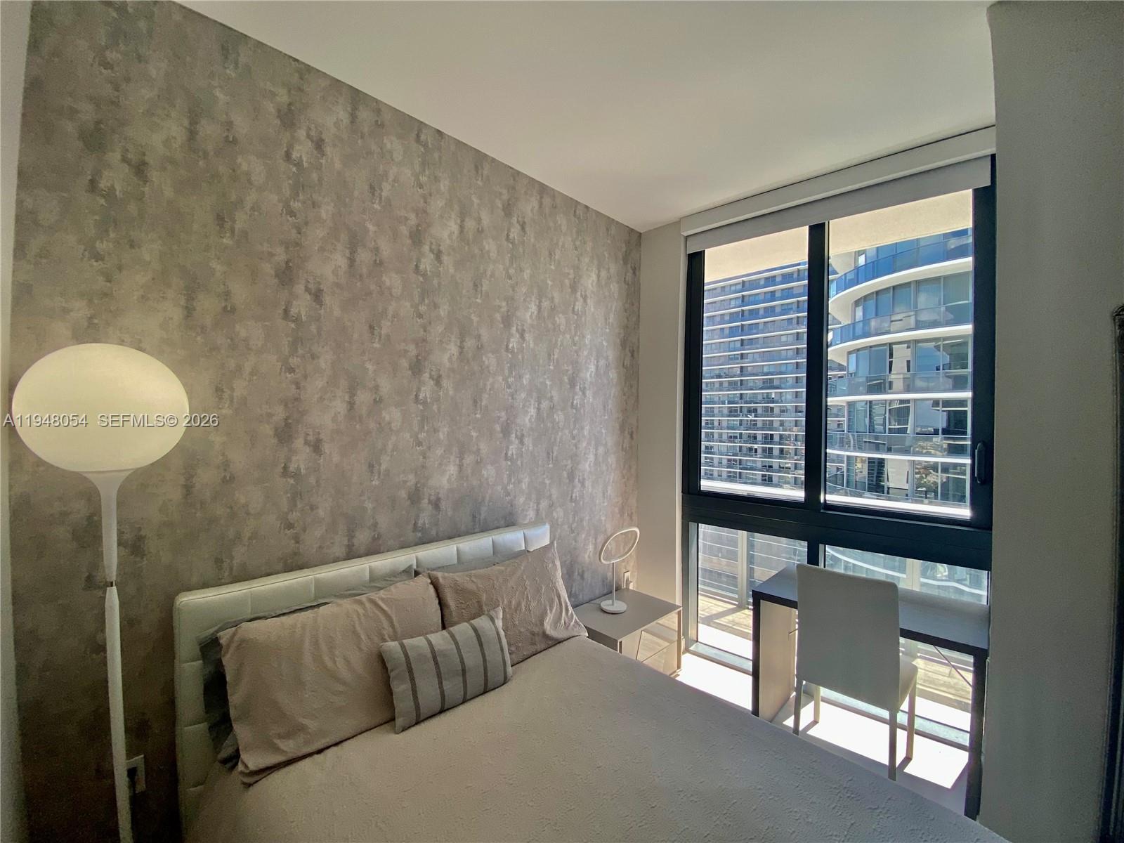 55 Southwest 9th Street, Unit 4201 Miami, FL 33130 - Photo 20 of 37