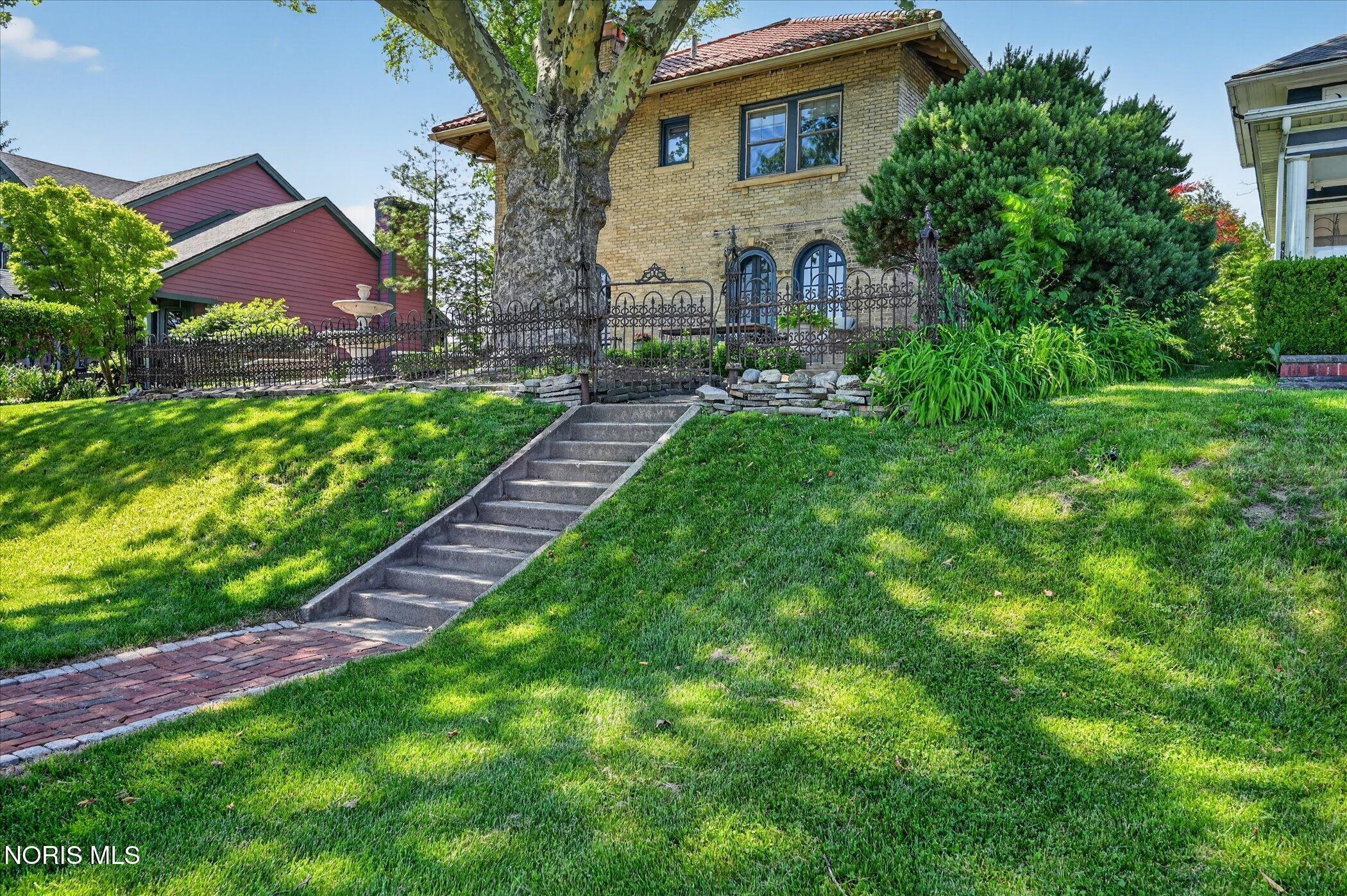 3066 River Road Toledo, OH 43614 - Photo 2 of 81 Gallery Image 2