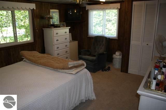 6592 Bixler Road Beulah, MI 49617 - Photo 8 of 15 1718439-7.JPG