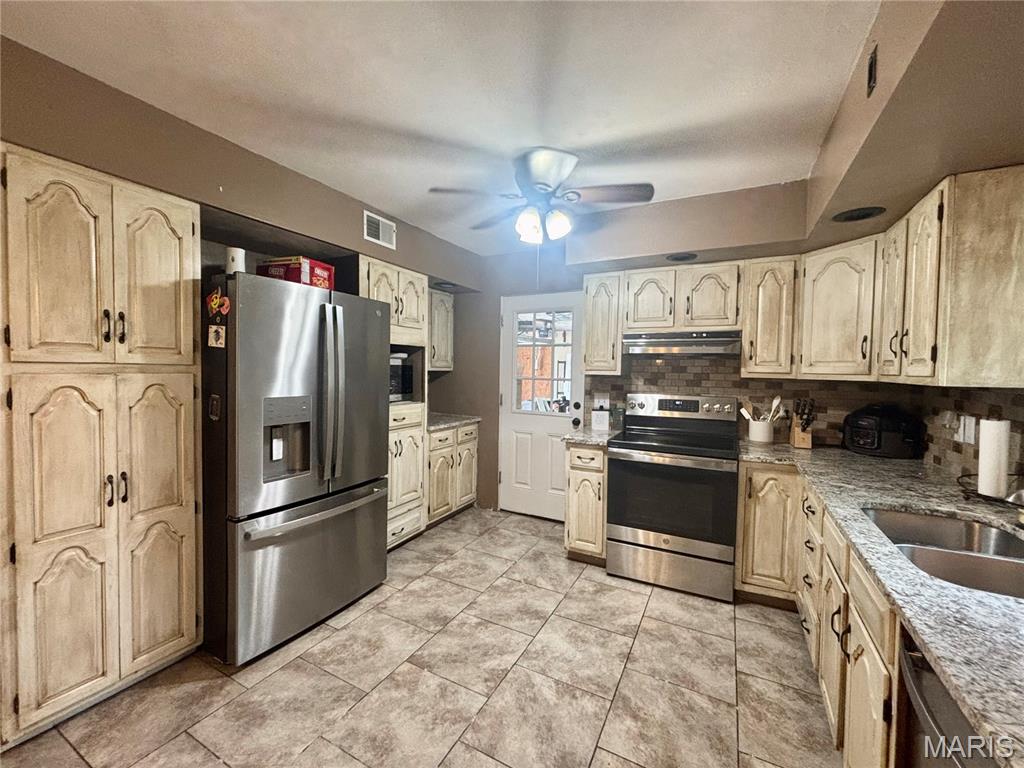 4 North Hickory Street Smithton, IL 62285 - Photo 5 of 6