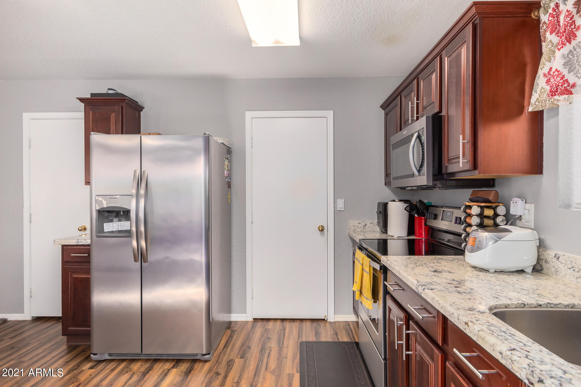3445 South Chaparral Road Apache Junction, AZ 85119 - Photo 9 of 40 09 - Chaparral