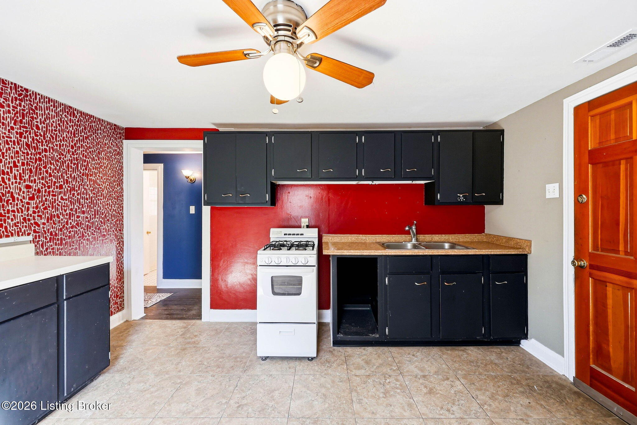3403 Dell Road Jeffersontown, KY 40299 - Photo 16 of 39 16-web-or-mls-3403 Dell Rd-16