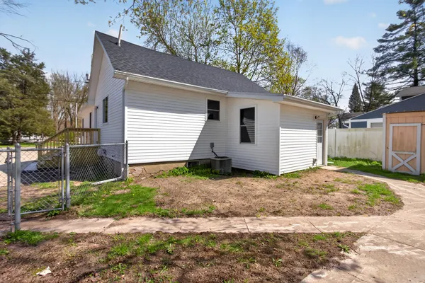 $259,900 | 323 Grand Street, Michigan Center, MI 49254