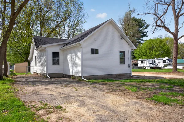 $259,900 | 323 Grand Street, Michigan Center, MI 49254
