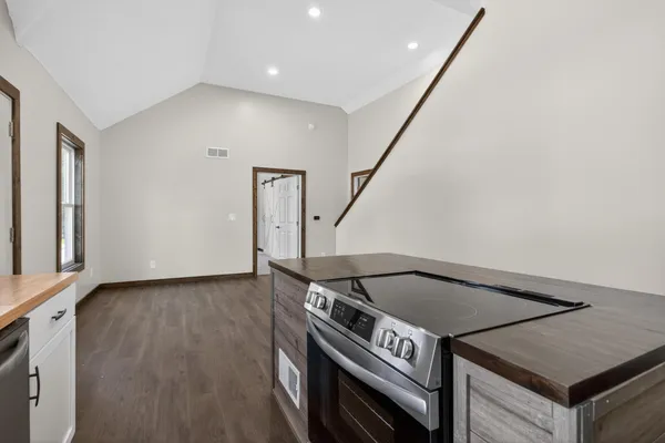 $259,900 | 323 Grand Street, Michigan Center, MI 49254