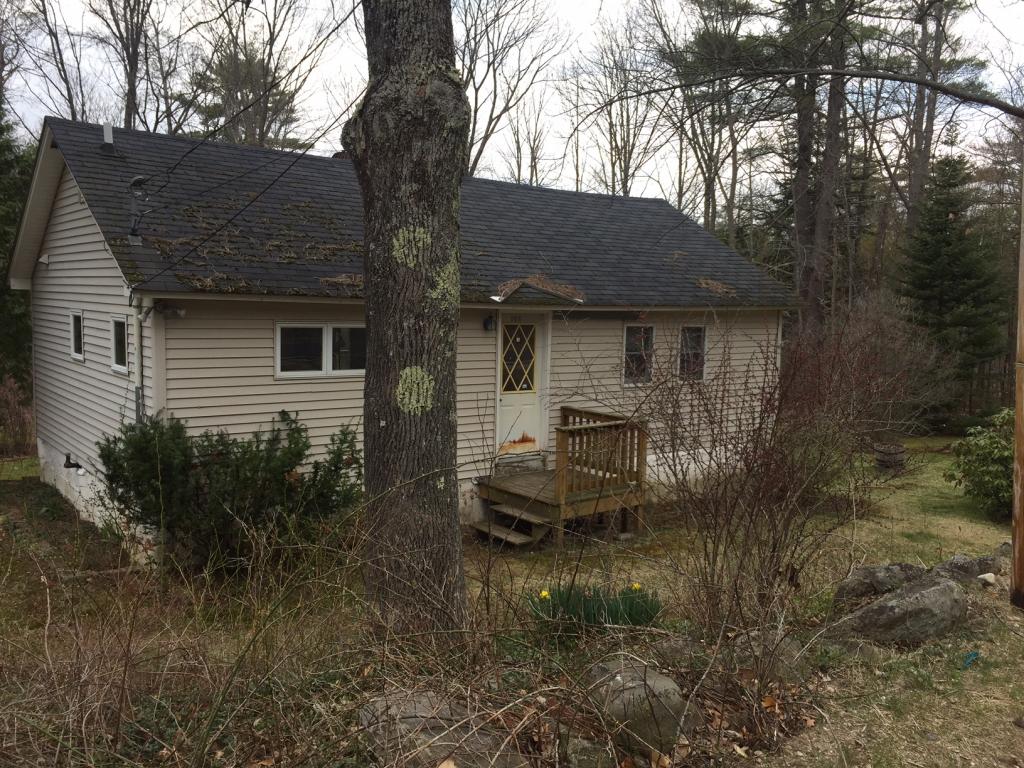 105 Middleton Road Wolfeboro, NH 03894 - Photo 2 of 13