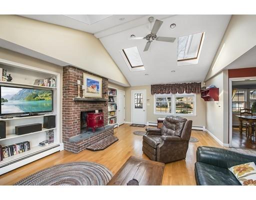 40 Crestwood Road Marblehead, MA 01945 - Photo 10 of 30