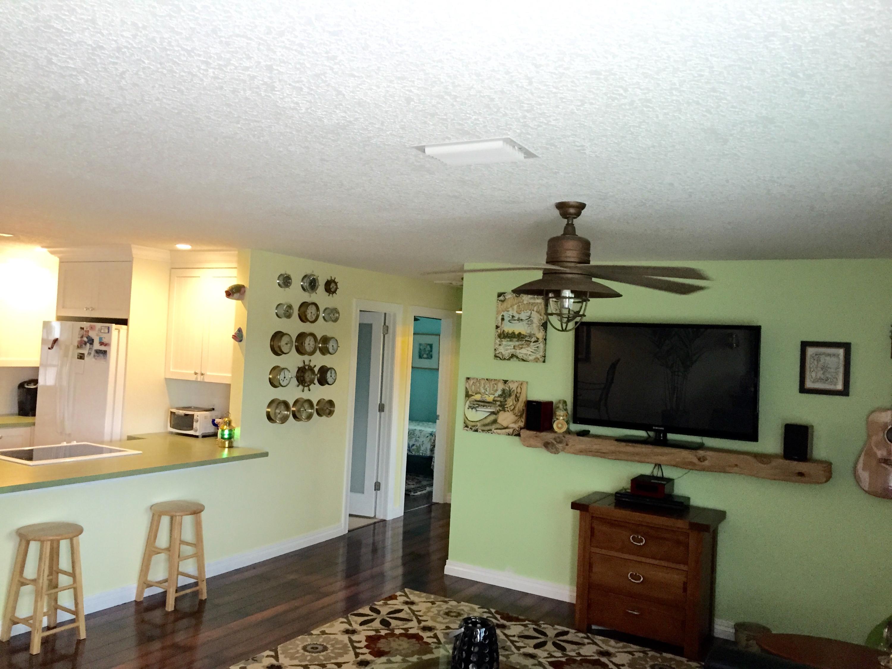 19866 Seabrook Road Jupiter, FL 33469 - Photo 6 of 33 IMG_4456