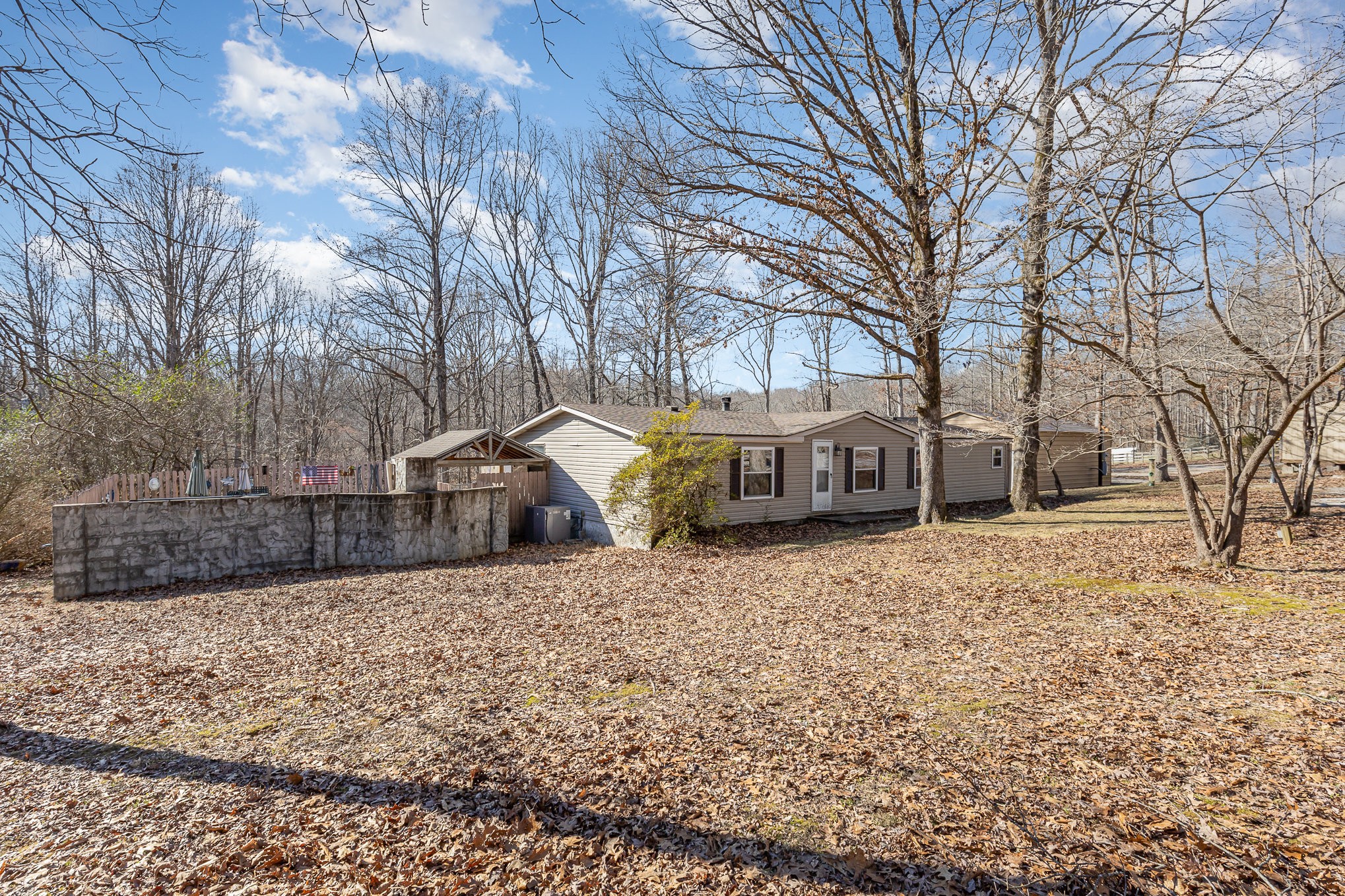1022 Ridgecrest Road Kingston Springs, TN 37082 - Photo 3 of 26 Gallery Image 3