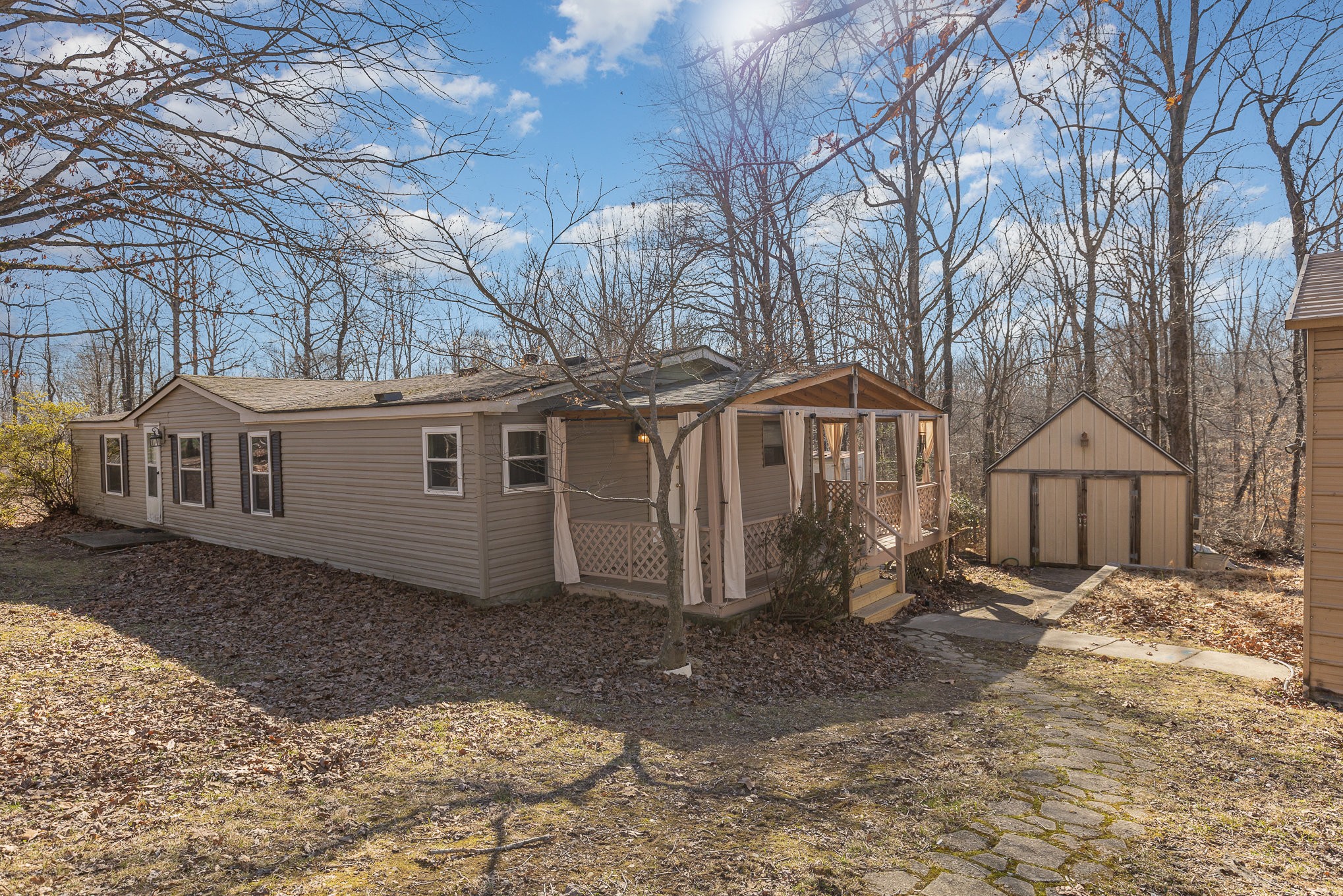 1022 Ridgecrest Road Kingston Springs, TN 37082 - Photo 4 of 26 Gallery Image 4
