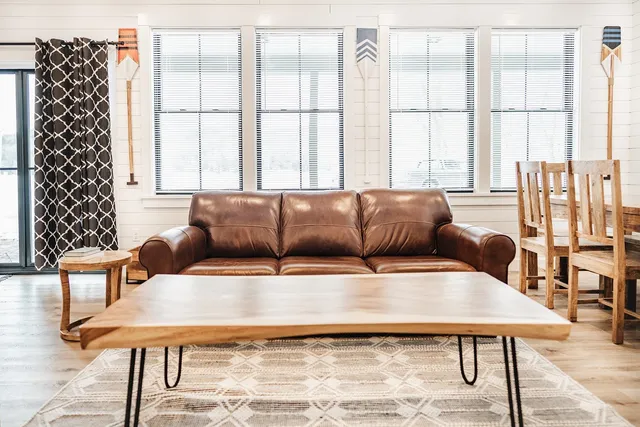 $2,400 | 1002 Highway 3, Unit 1 WEST, Holderness, NH 03245