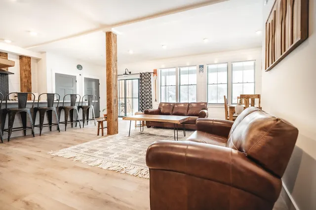 $2,400 | 1002 Highway 3, Unit 1 WEST, Holderness, NH 03245