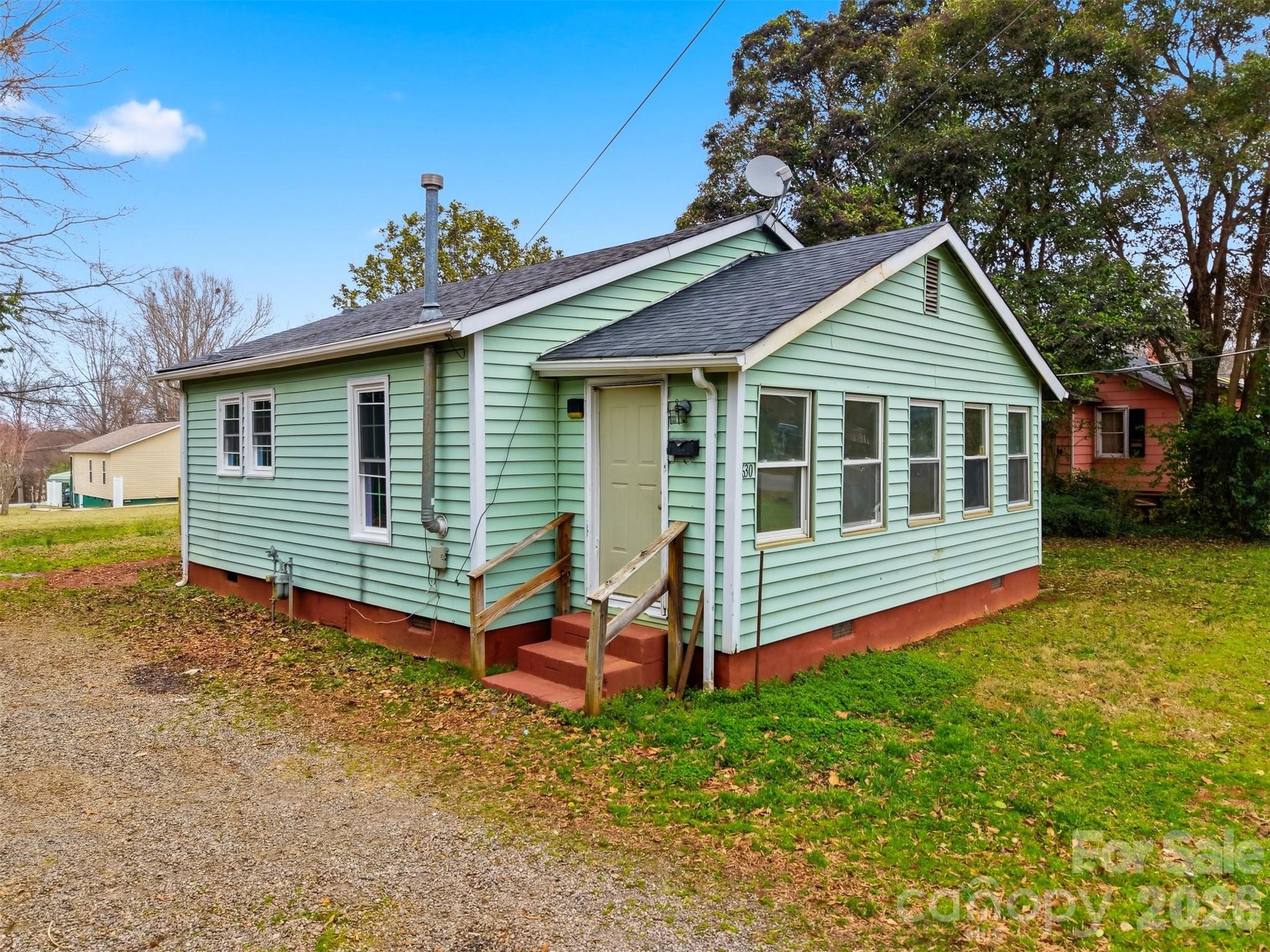 630 2nd Street Southwest Conover, NC 28613 - Photo 27 of 36