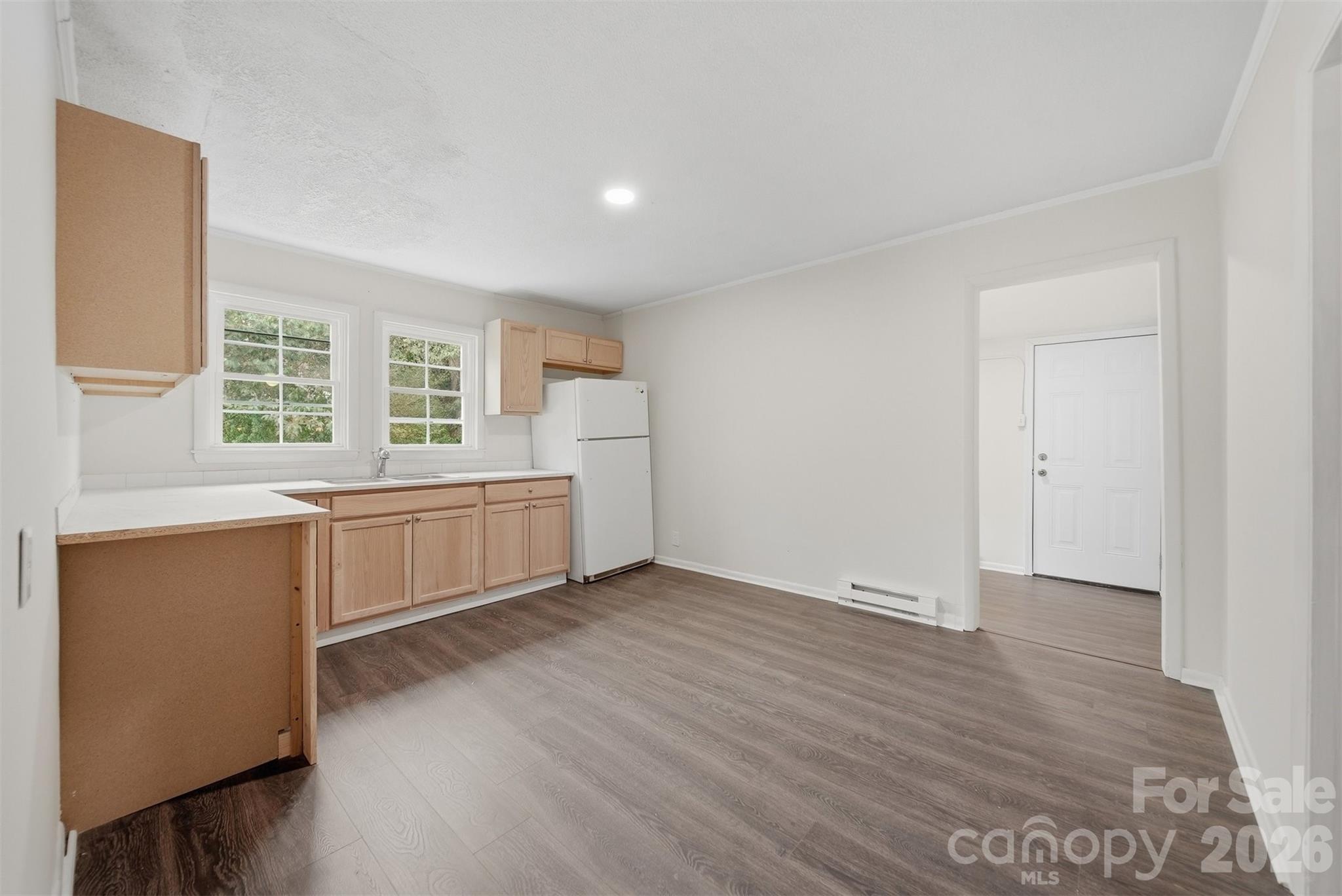 630 2nd Street Southwest Conover, NC 28613 - Photo 9 of 36