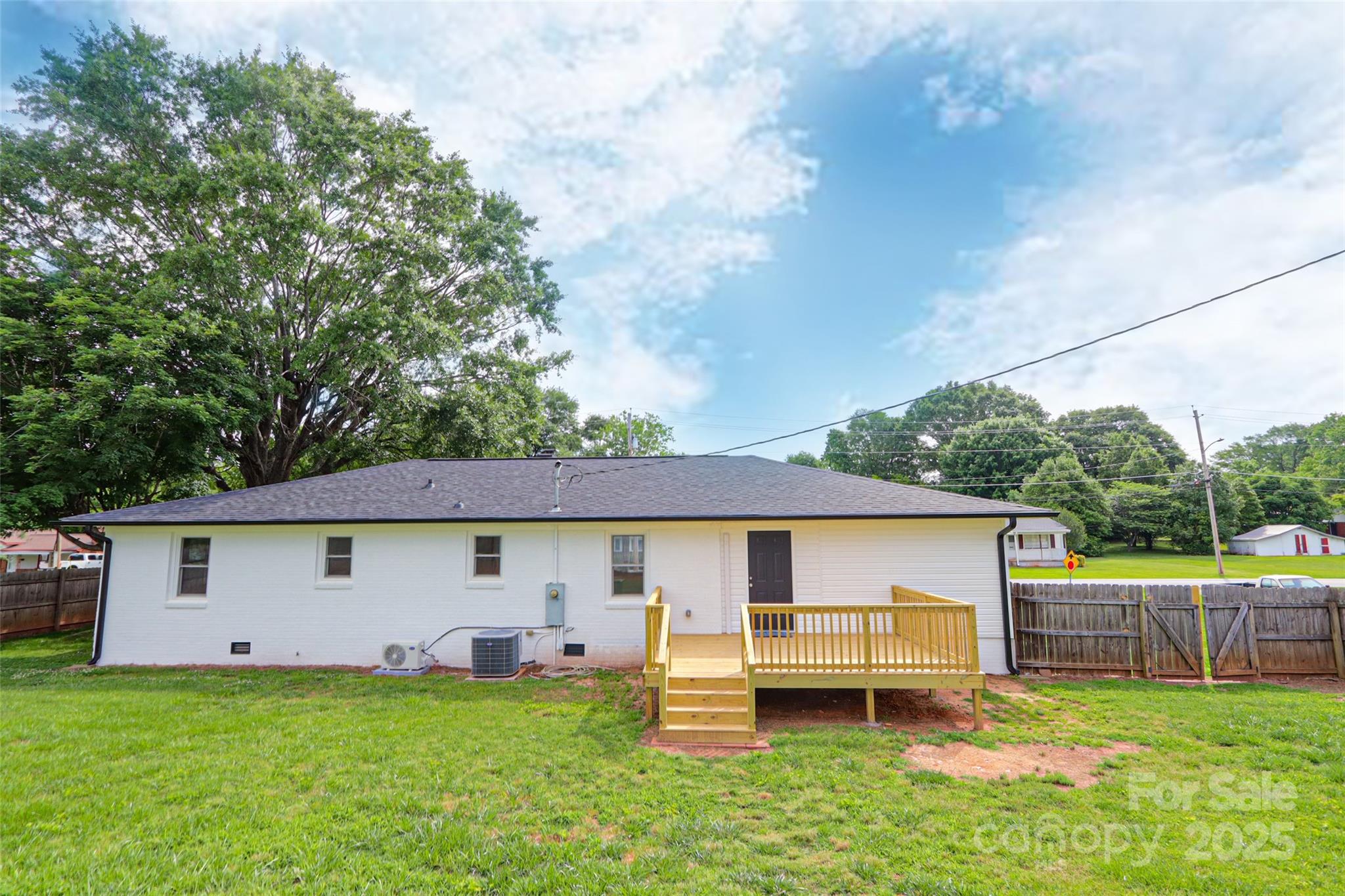 137 Hardin Road Forest City, NC 28043 - Photo 4 of 28 Gallery Image 4