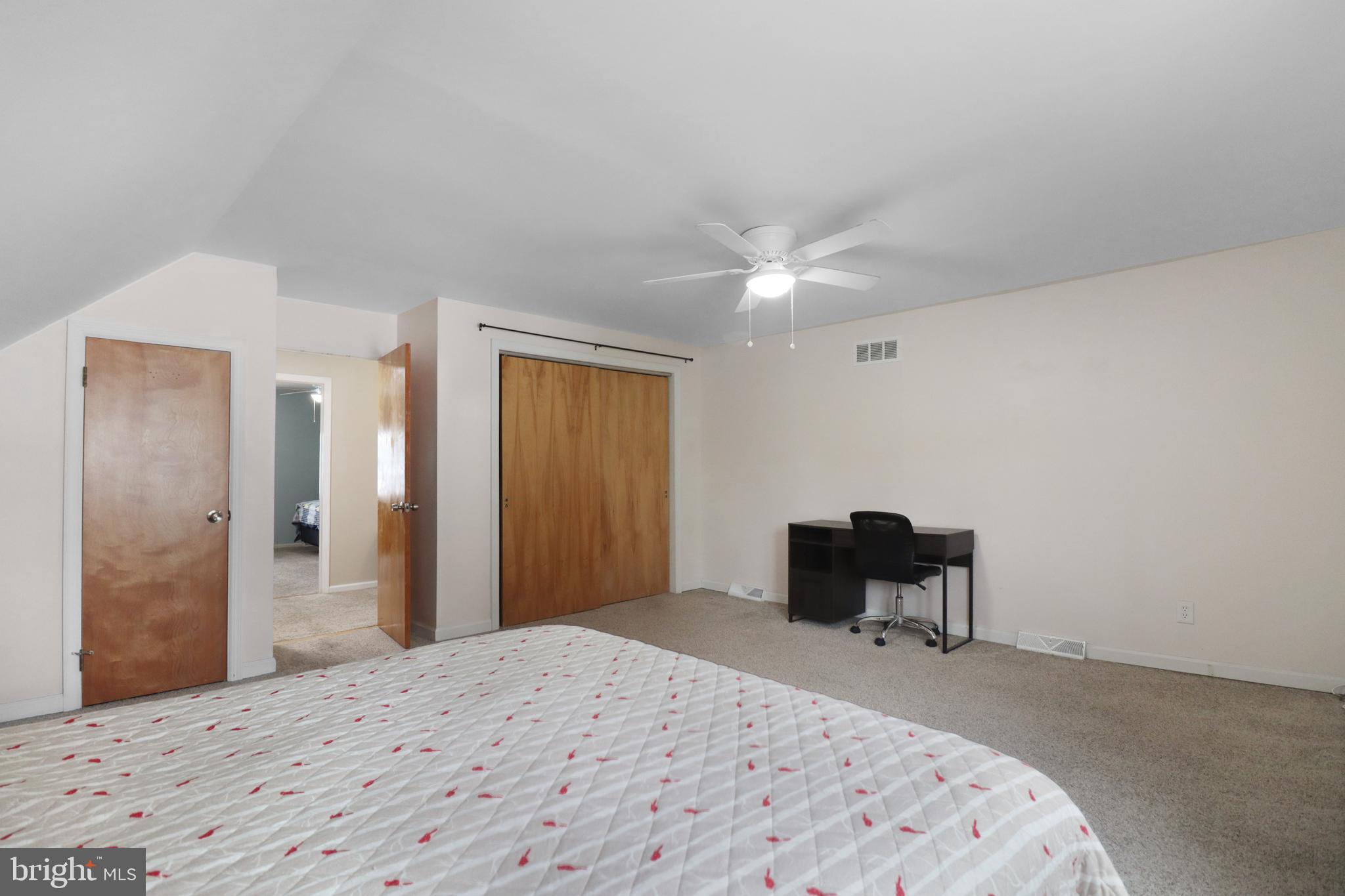 240 Youngs Road Trenton, NJ 08619 - Photo 48 of 66 Bedroom 2, Upper floor