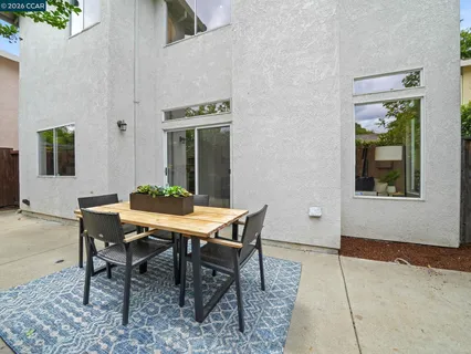 $1,050,000 | 210 Ivywood Drive, Walnut Creek, CA 94598