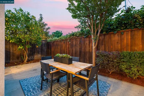 $1,050,000 | 210 Ivywood Drive, Walnut Creek, CA 94598
