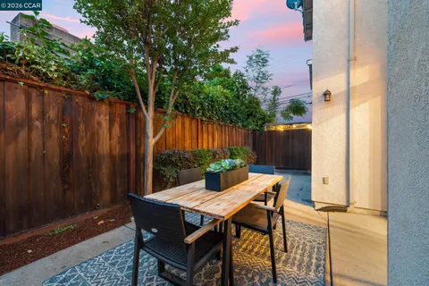 $1,050,000 | 210 Ivywood Drive, Walnut Creek, CA 94598