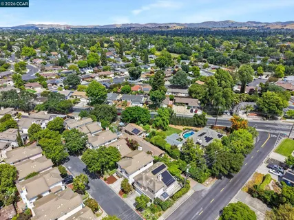 $1,050,000 | 210 Ivywood Drive, Walnut Creek, CA 94598