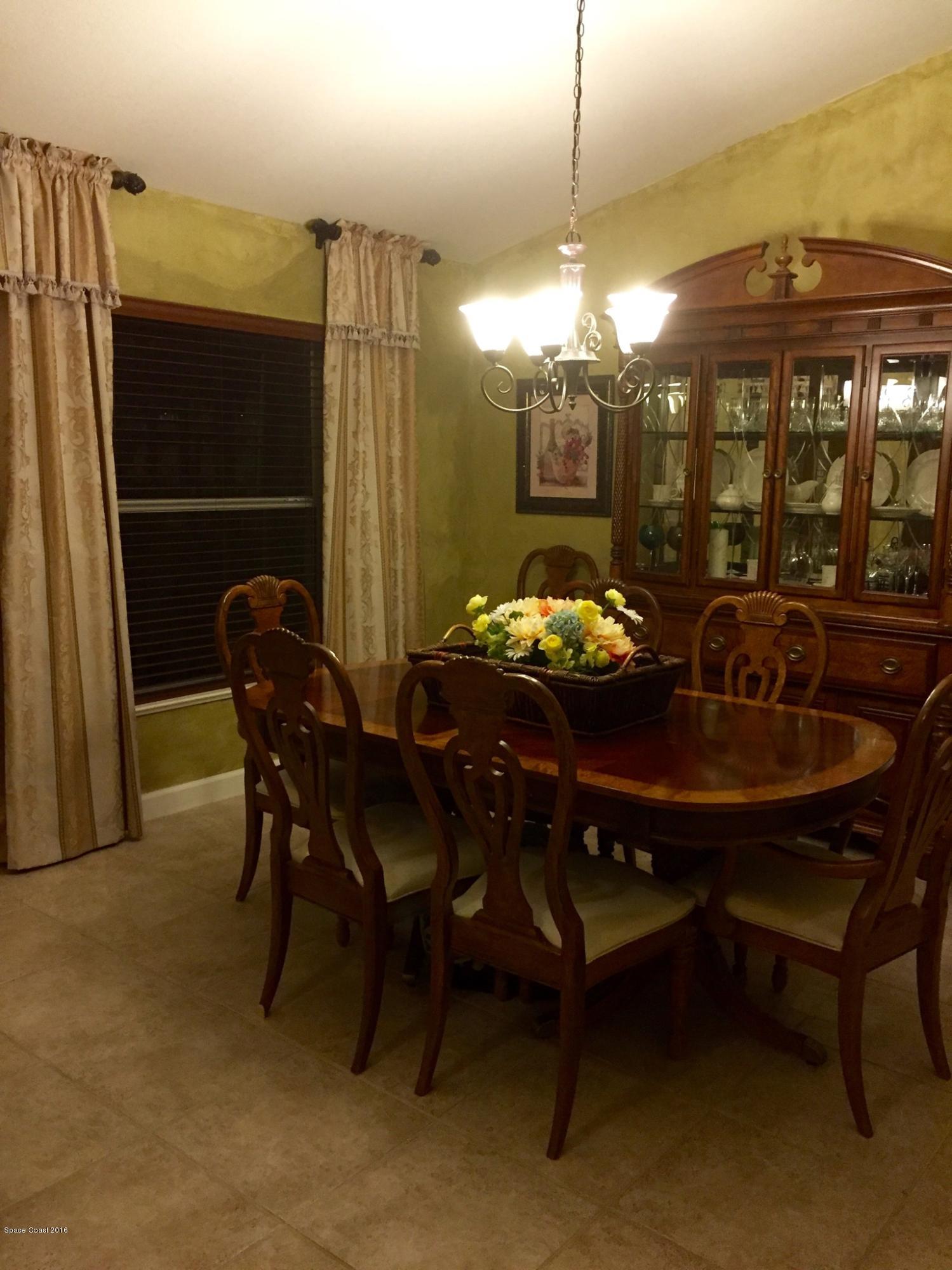 3100 Folsom Road Mims, FL 32754 - Photo 13 of 41 dining rm