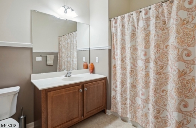 169 Tarrington Road, Unit 203 Hamburg, NJ 07419 - Photo 11 of 13