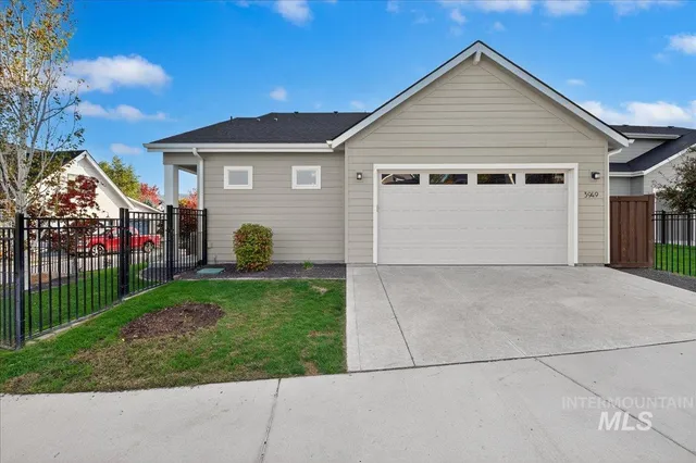 $675,000 | 3949 West Hidden Springs Drive, Boise, ID 83714