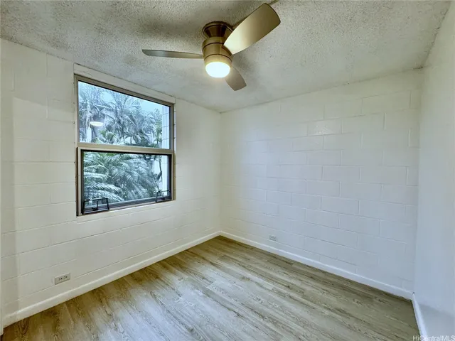 $425,000 | 98-1042 Moanalua Road, Unit 2201, Aiea, HI 96701