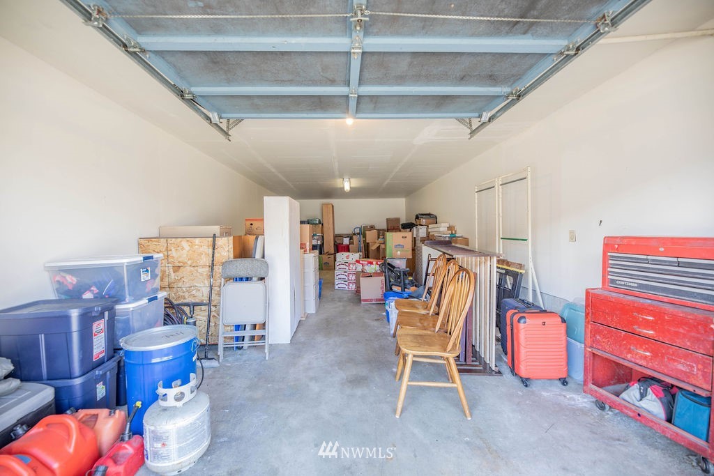 311 Date Street Sultan, WA 98294 - Photo 24 of 29 a view of a room with gym equipment