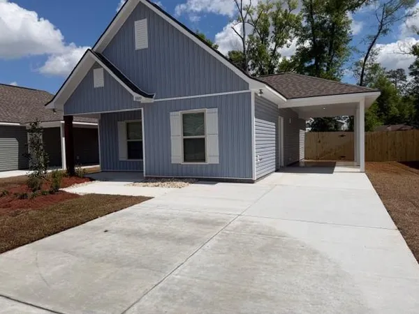 $1,500 | 1009 South Pine Street, Hammond, LA 70403