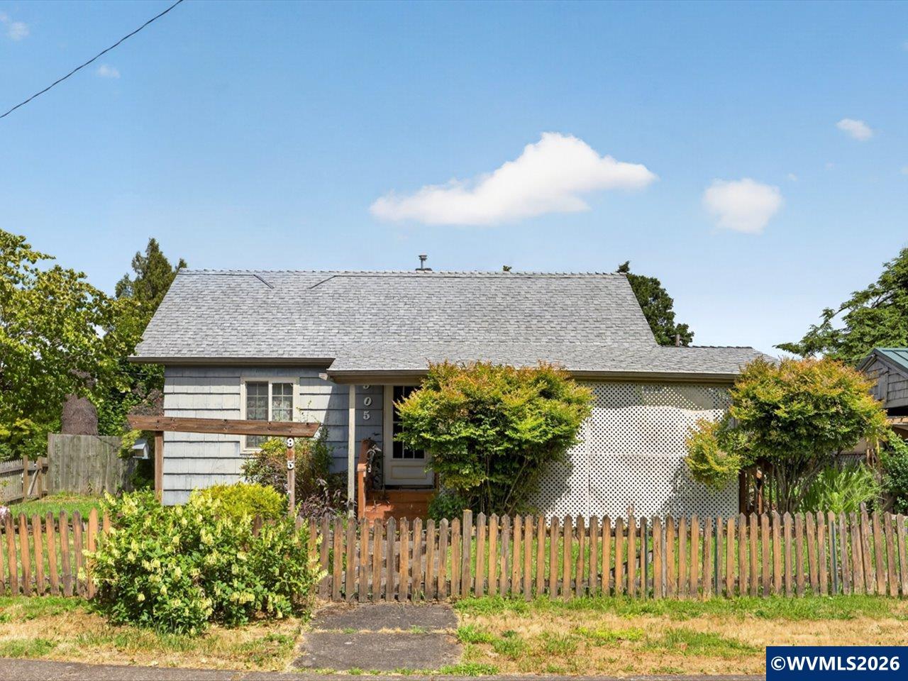 905 Southwest 13th Street Corvallis, OR 97333 - Photo 1 of 20