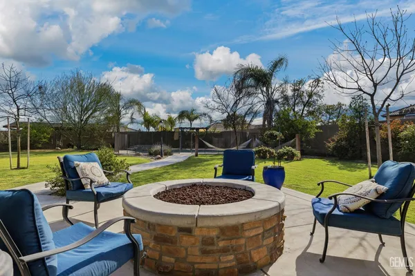 $950,000 | Undisclosed Address, Bakersfield, CA 93314