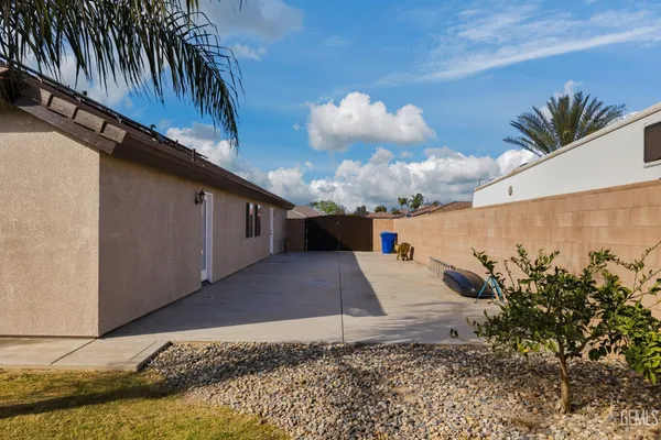 $950,000 | Undisclosed Address, Bakersfield, CA 93314