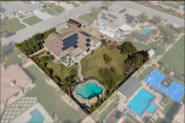 $950,000 | Undisclosed Address, Bakersfield, CA 93314