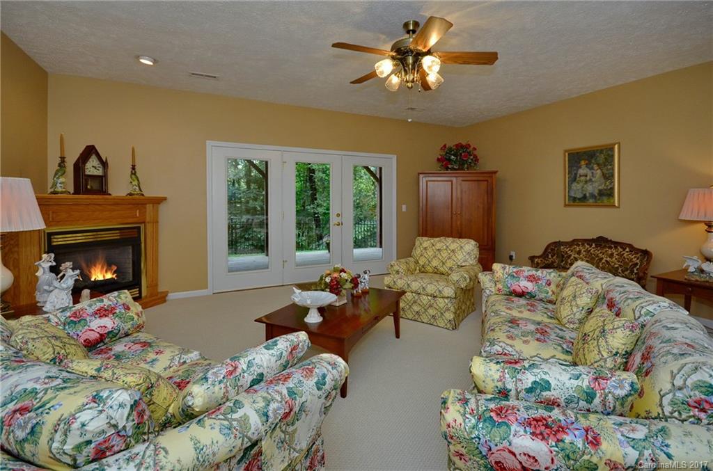 394 Rambling Ridge Road, Unit 71 Waynesville, NC 28786 - Photo 18 of 24 Gallery Image 18