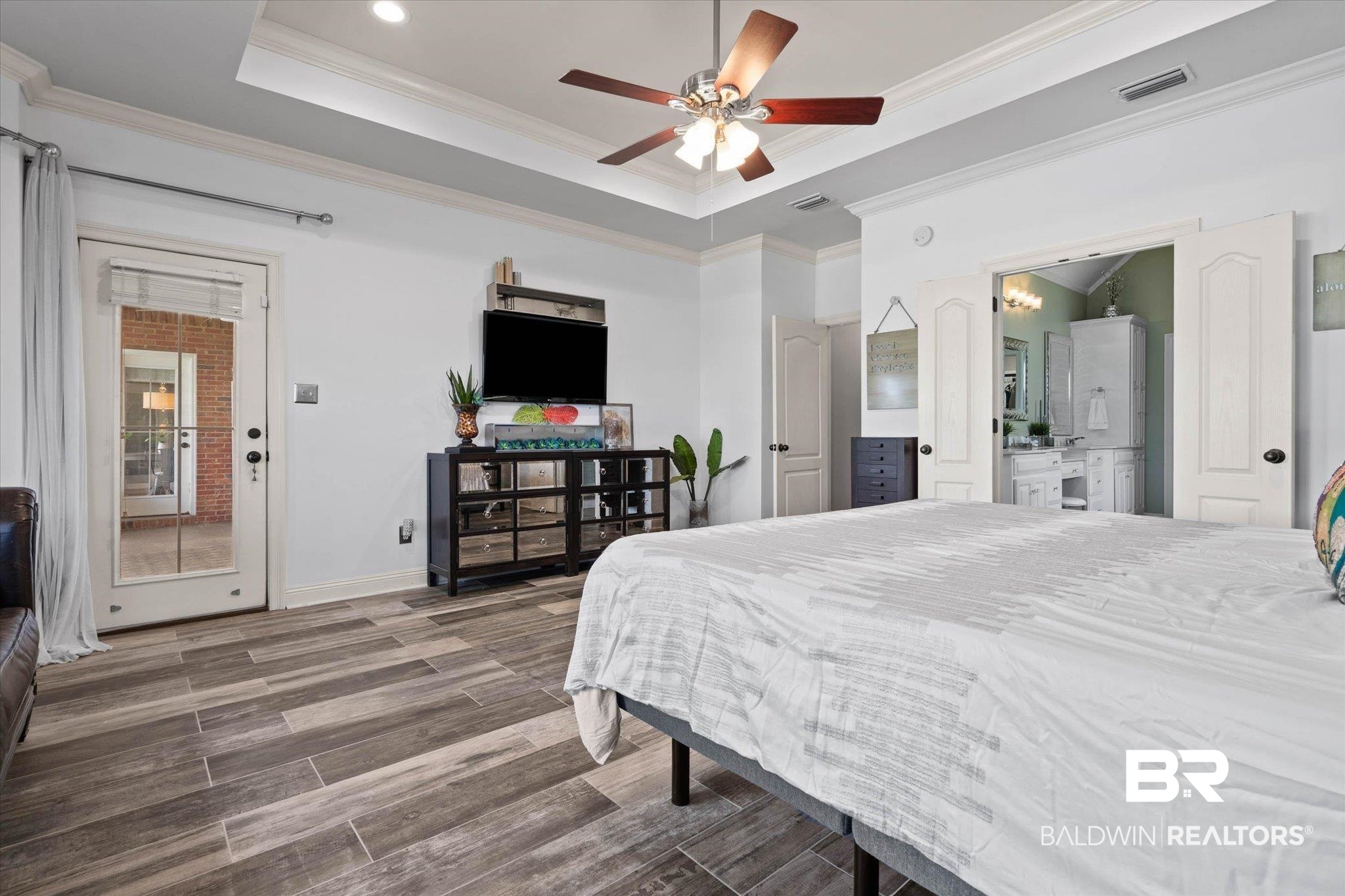 24908 Bosbyshell Avenue Daphne, AL 36526 - Photo 15 of 49 Door to patio