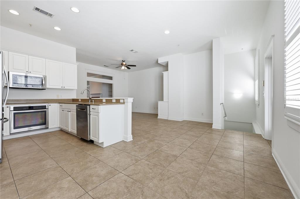 132 Northeast 4 Street Gainesville, FL 32601 - Photo 14 of 53