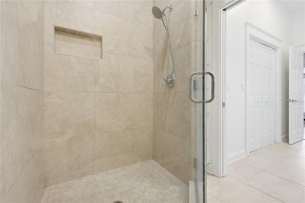 132 Northeast 4 Street Gainesville, FL 32601 - Photo 25 of 53