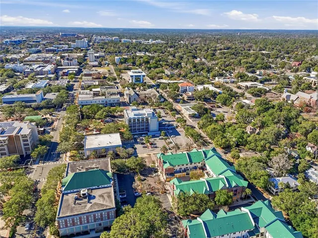 $620,000 | 132 Northeast 4 Street, Gainesville, FL 32601