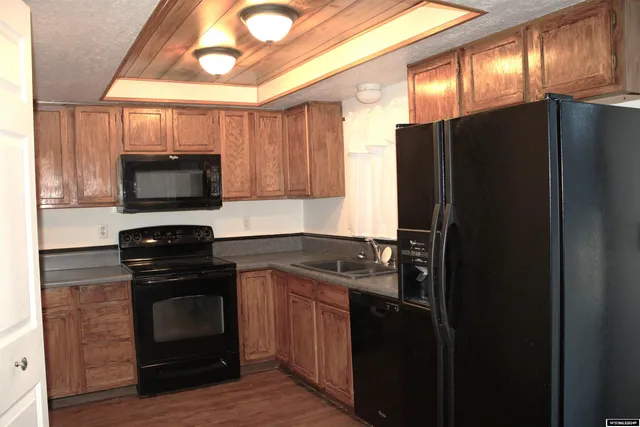 $290,000 | 109 Mohawk Court, Evanston, WY 82930