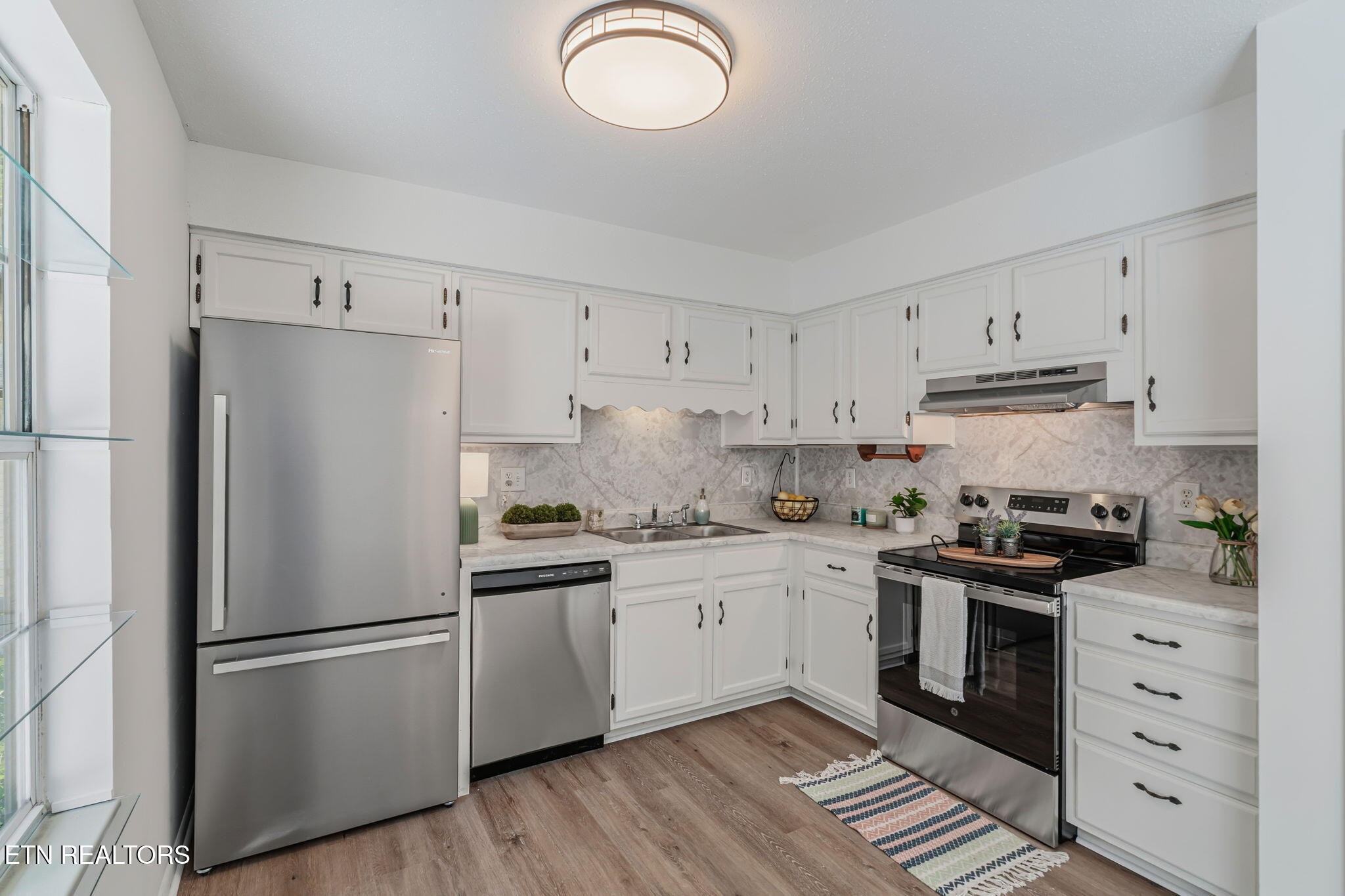 10008 Bluegrass Road Knoxville, TN 37922 - Photo 15 of 43 Gallery Image 15